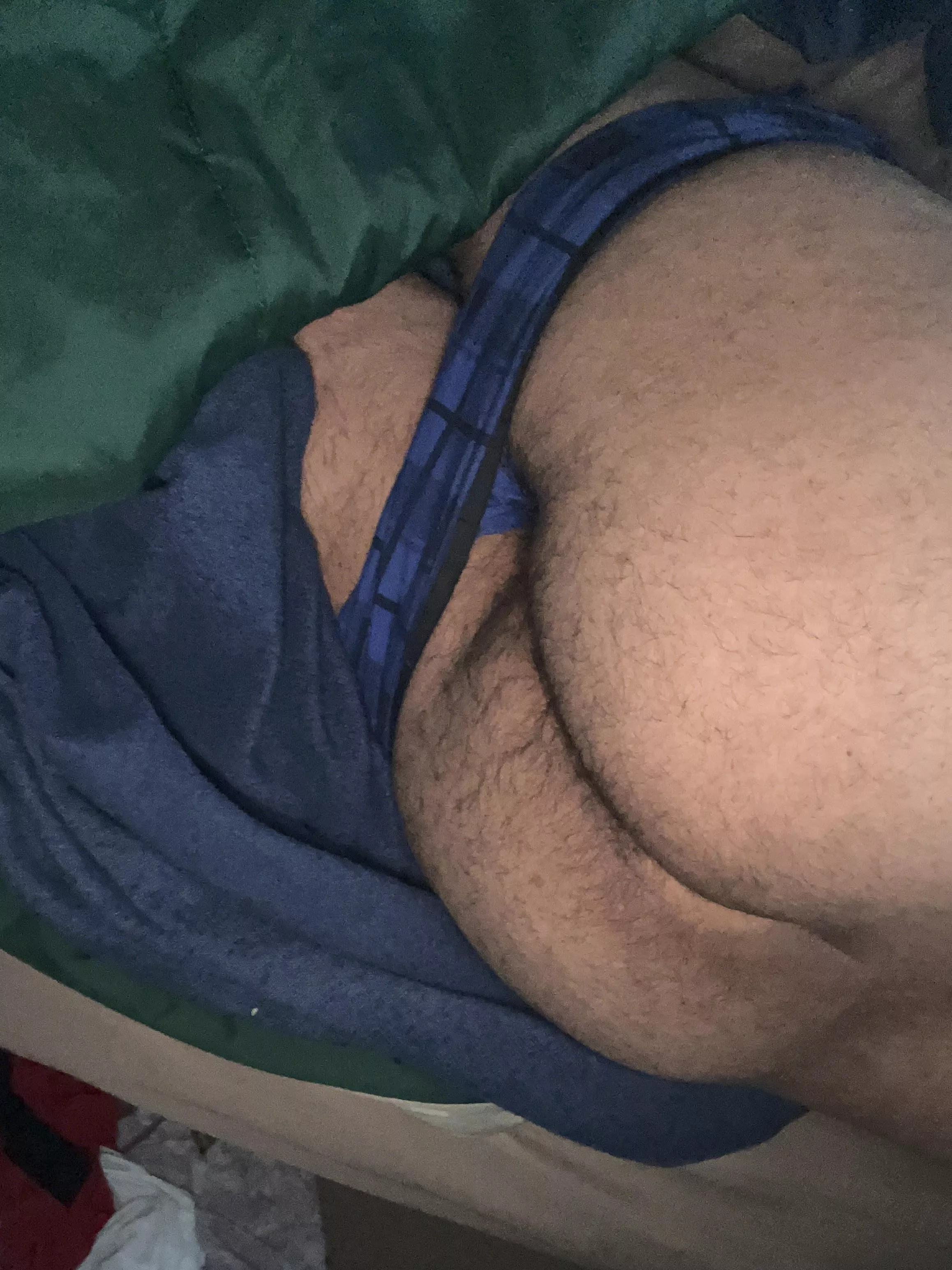 Can someone spank me? 👀 posted by Bulbaboy98