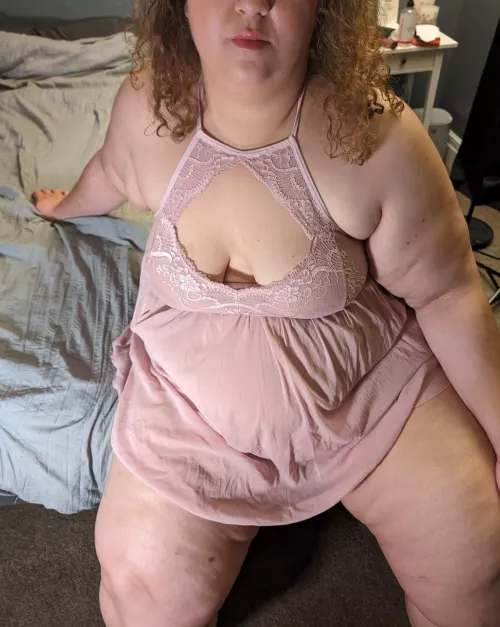 Cute outfit, serious mouthgame. by SwitchNGiggles