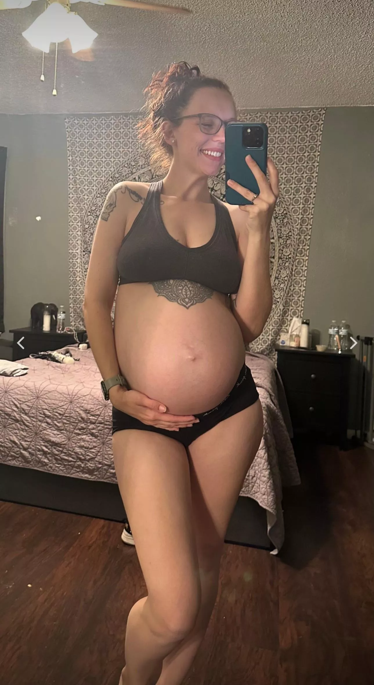 Even messy and pregnant do I still look okay posted by smuttyfantasy