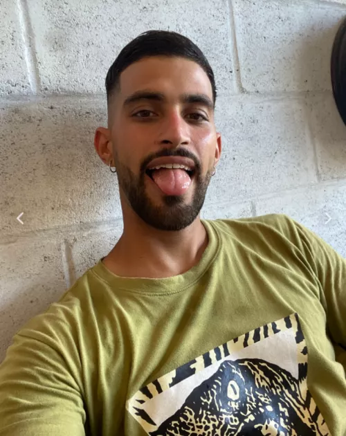 Hello babies 😘 it's been a while since I said hello by olalahot