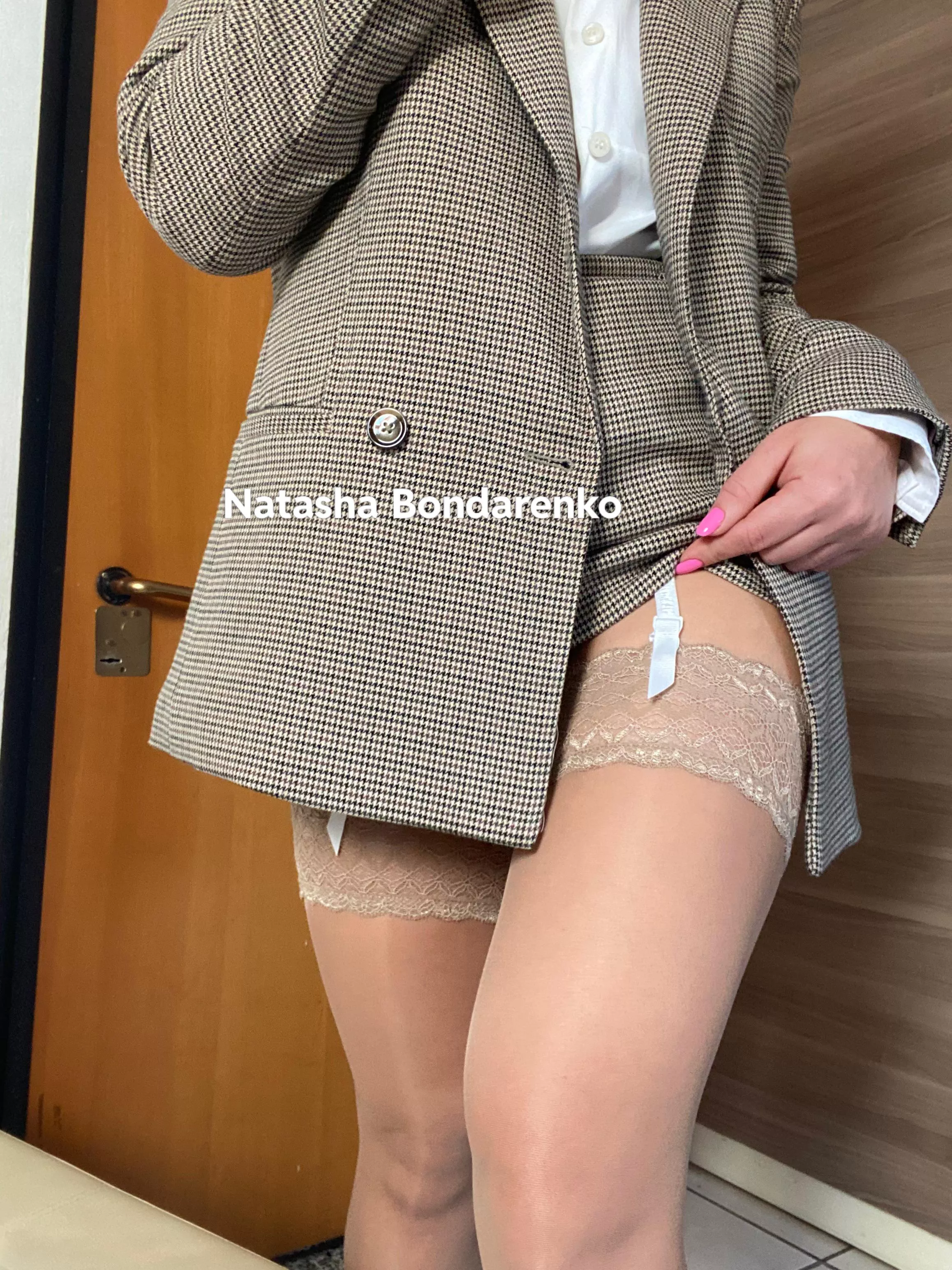 Hey boss, I’m ready for Monday! I hope you to!  posted by NatyBond_OF