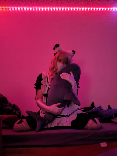 Holding the haj gently :3  by PipelineBoy