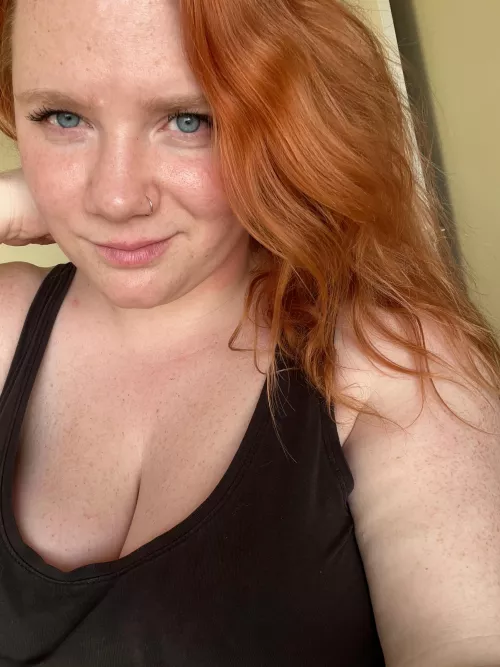 Hope y’all have a merry Monday 💕 by Lauraleslie