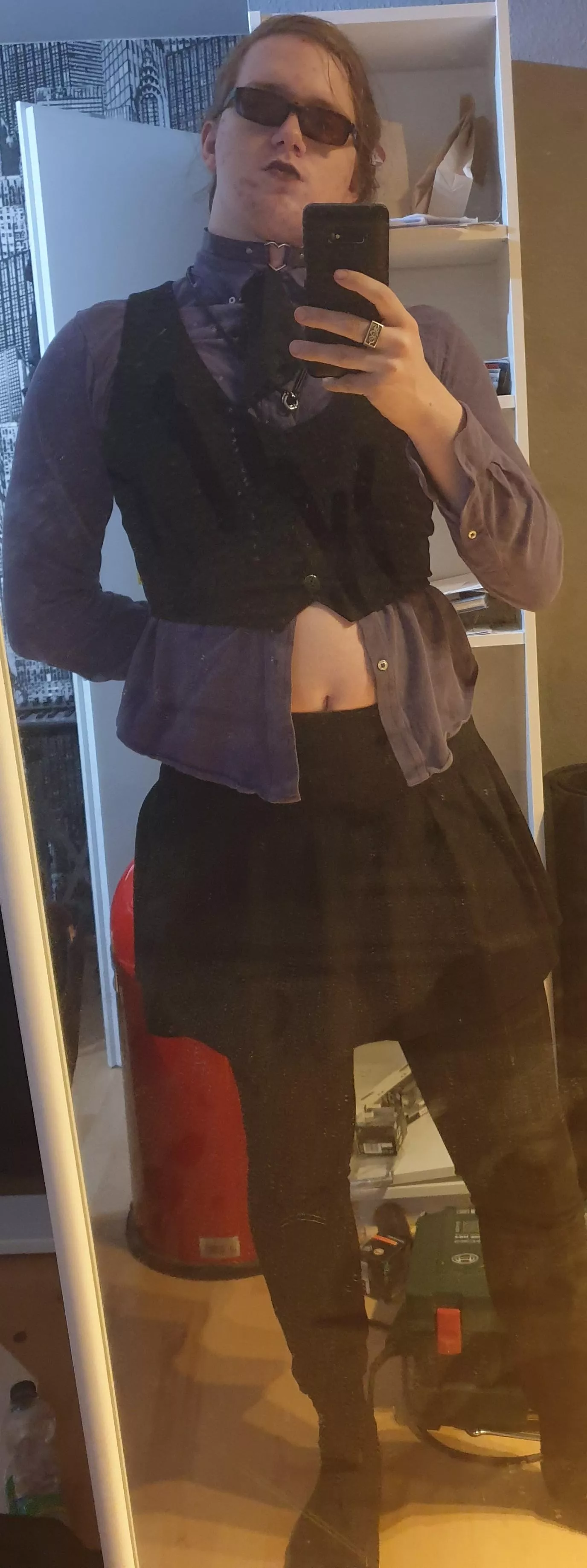 IDGAF what anyone'd say 'bout me, I bet I'd kill with this look in an office space :3 posted by G0ldShade