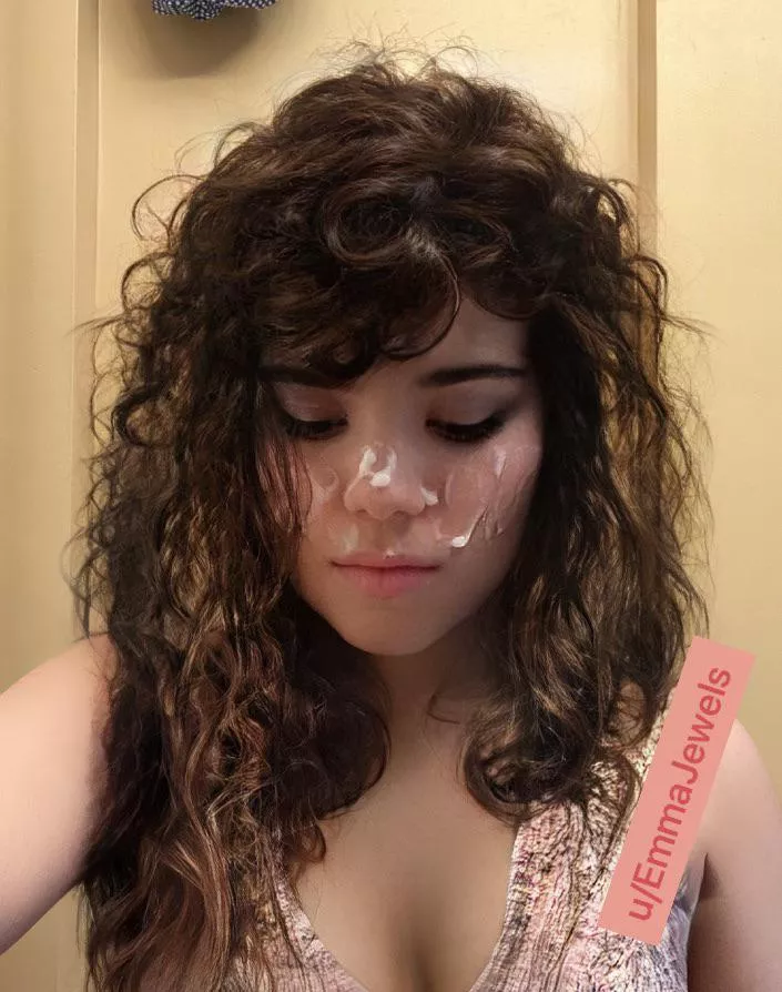 Just got blowbanged by 7 “straight” guys (18) posted by EmmaJewels