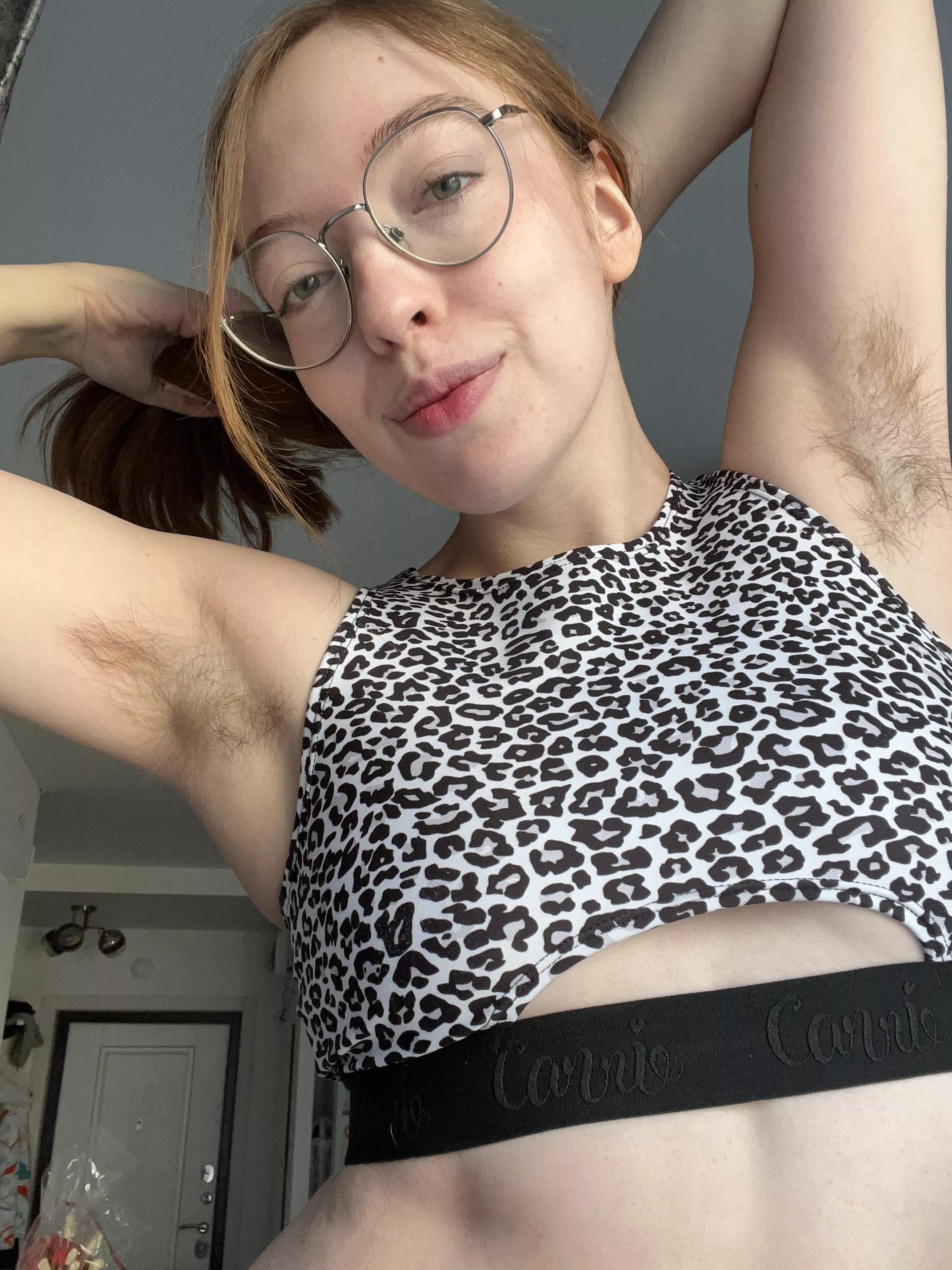 Left or right?  posted by abbysunny