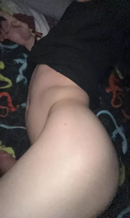 love big dicks and abs😇 dm mee😋🎀 by Competitive-Job-8925