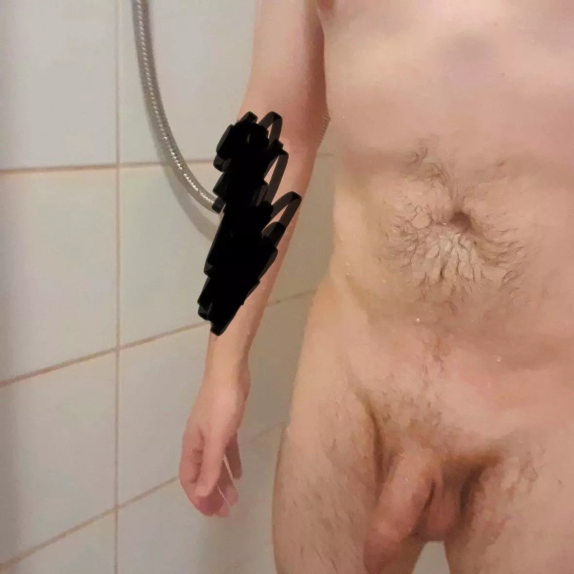 (M)29 - First time ever showing myself. Trying to build confidence on my weight loss journey posted by EastHeron9414