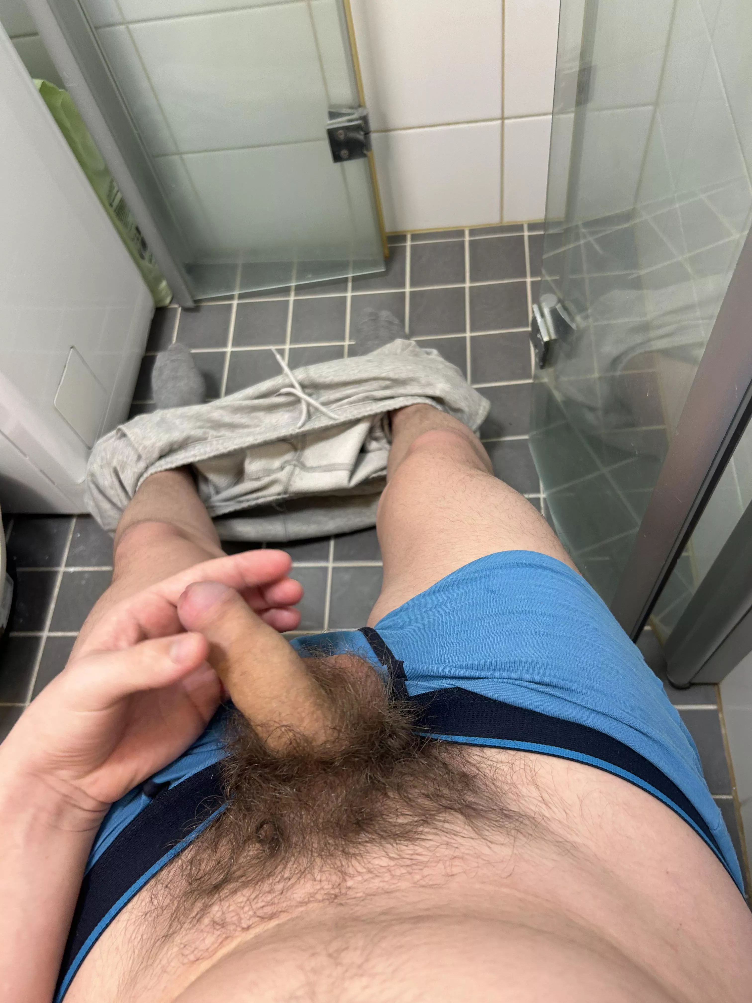 Okay it’s been over 3 months should I trim now?😵‍💫 posted by Favoriteteenboy