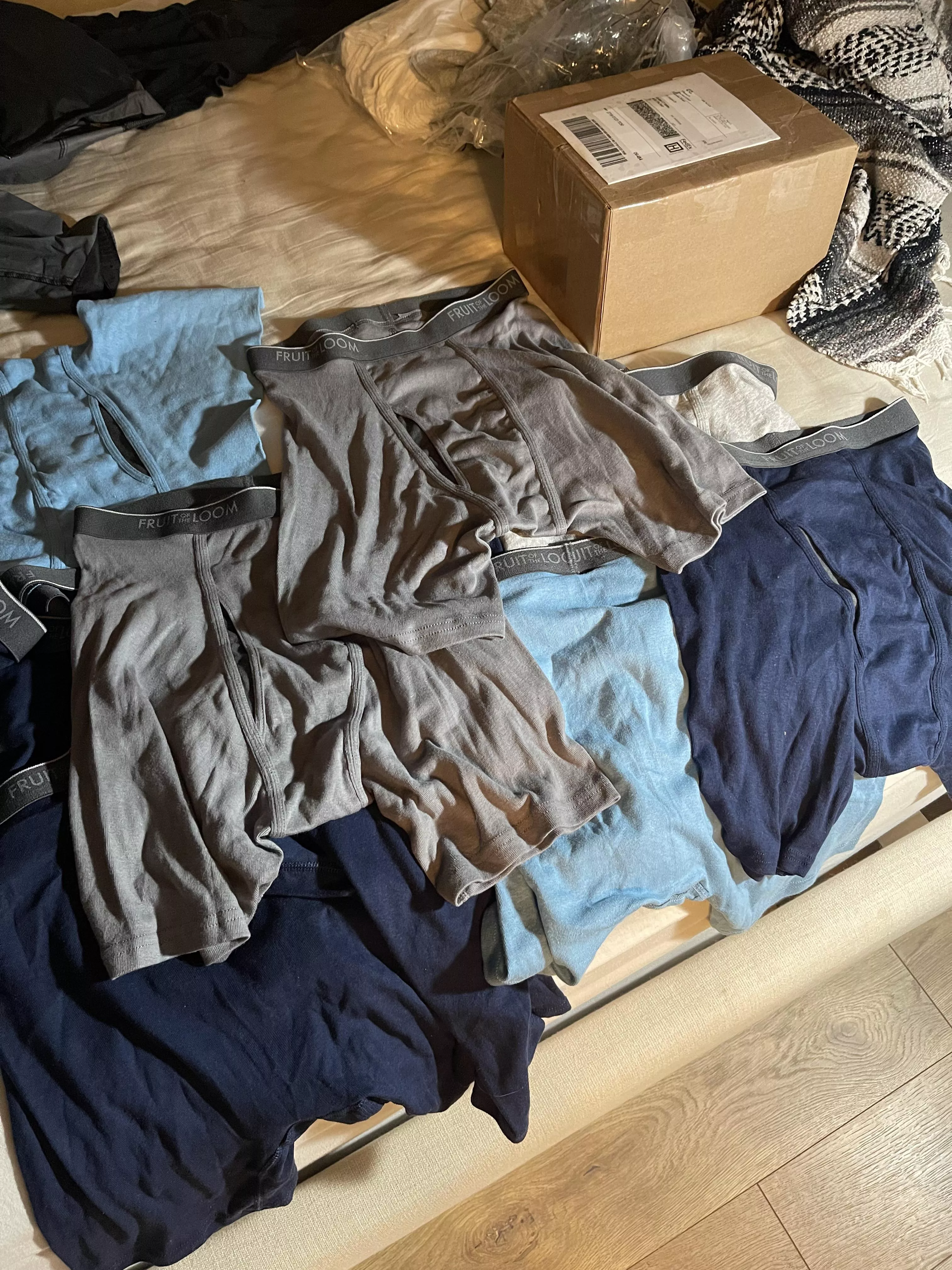 order from me boxer fetish pigs  posted by Ilovebreedtwinks