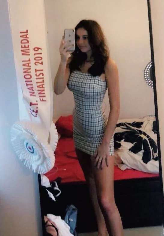 Perfect Dress for Her (IUTR) posted by throwaway652056