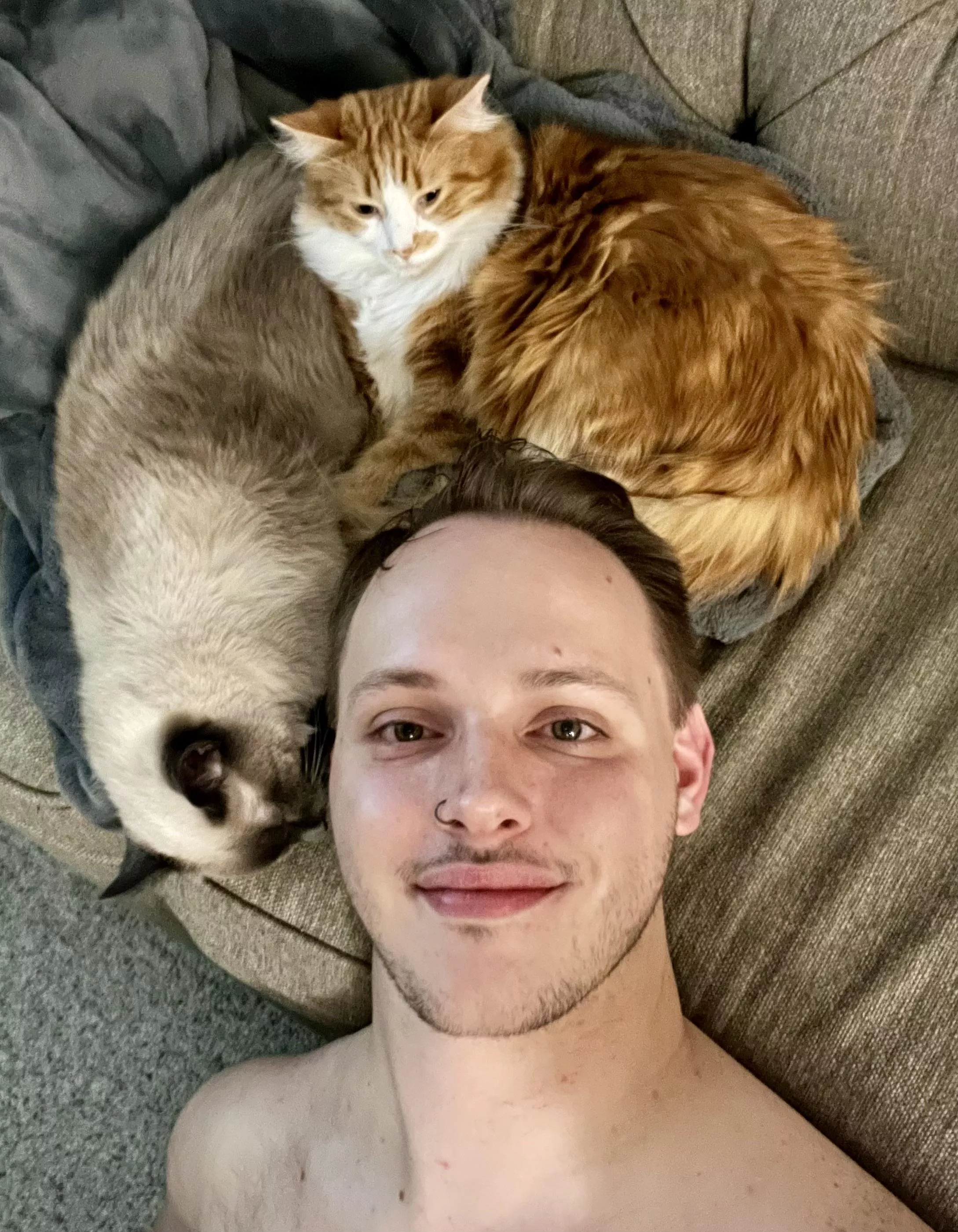 Single mother of 3 (3rd was on my lap) posted by Human-Highway-243