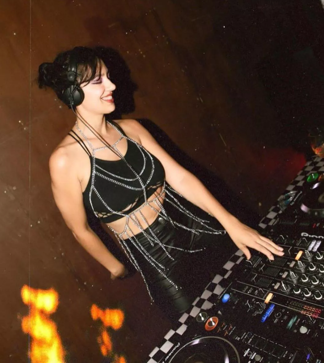 what do you think of my outfit? posted by gabby_stimulus