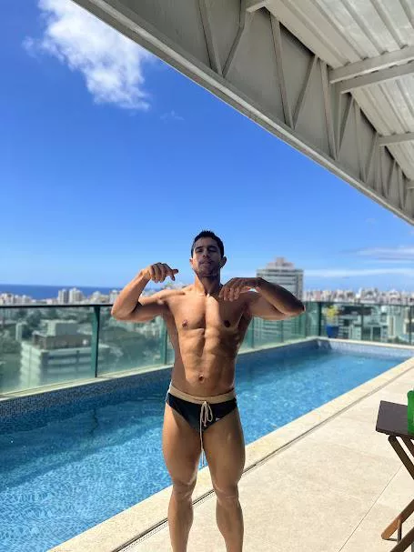 What do you think of this 23-year-old guy? posted by Yolanda_Ramirez