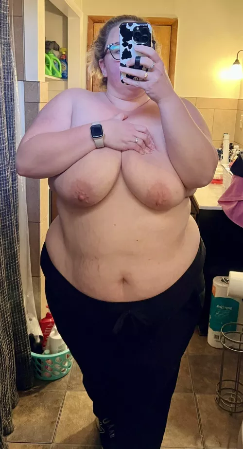 What would you do if I asked to stay in your bed all day? 😏 by Vast_Mobile5335