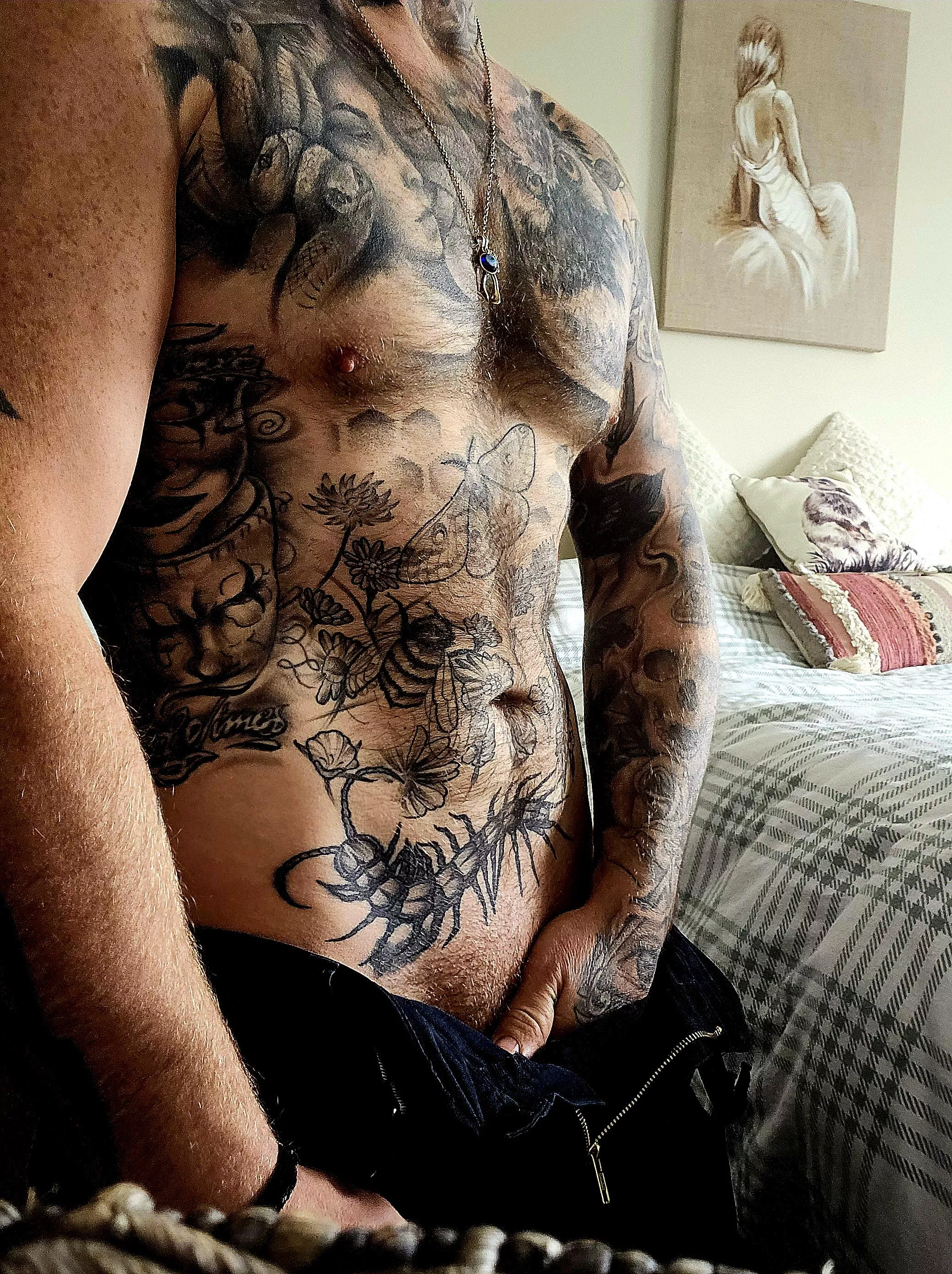 Would you play with a musky working daddy after work??  posted by theguynextdoorr33