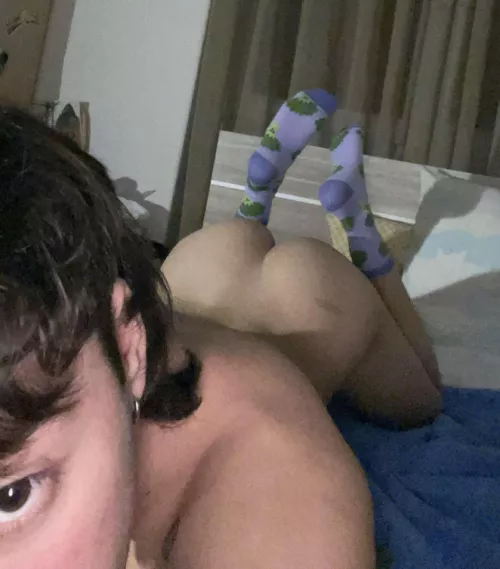 19 keep looking i can keep a secret  by umbreon000