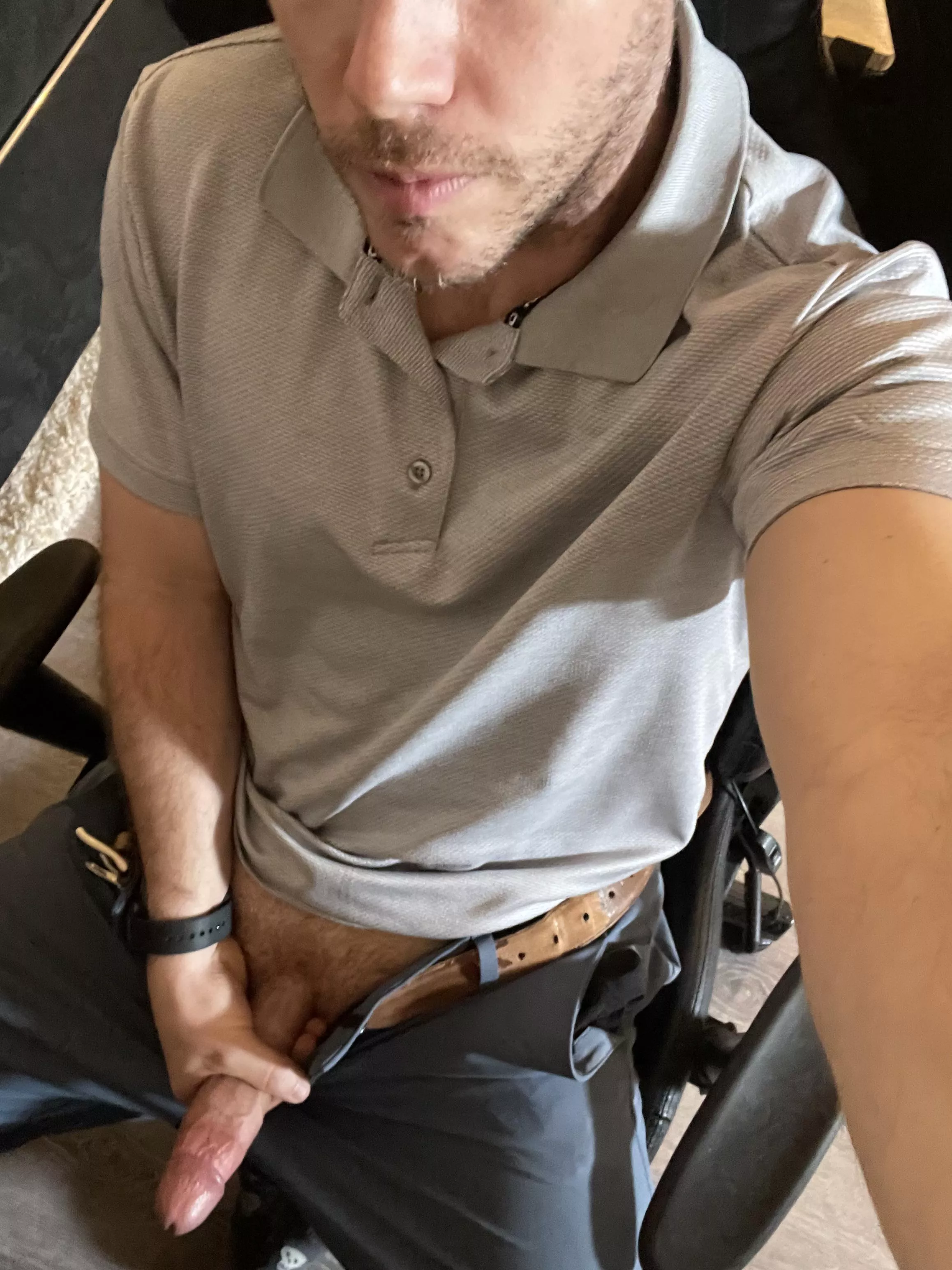 [35] Work break?? posted by dadbod8977