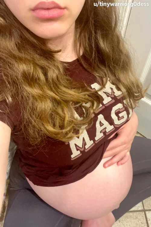 Big Big Mama Tummy 😋💗 by tinywarriorg0dess