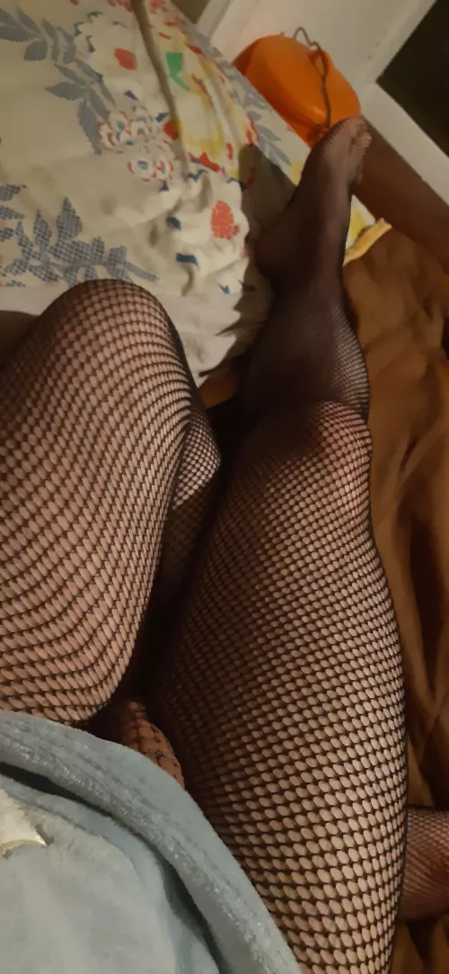 Comfy clothes and fishnet thighs by Unidentifi3d_Enby