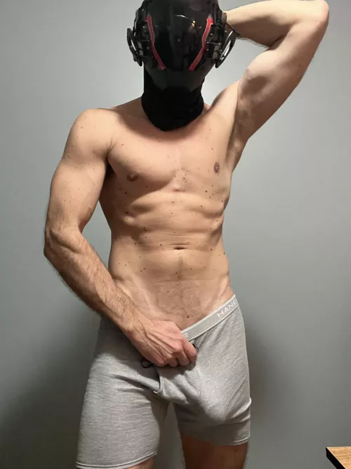 Comment if you’d sacrifice your hole to the gamer boyfriend by optimalformation49