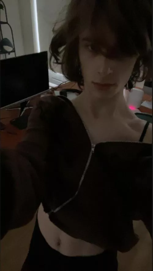 Don’t be ashamed to show your femininely 💕 by RecordAlternative221