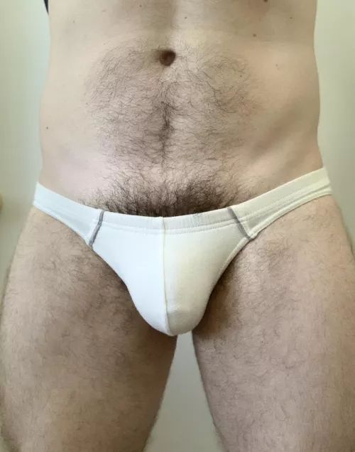 Doreanse that are a bit too small... by BrieflineD