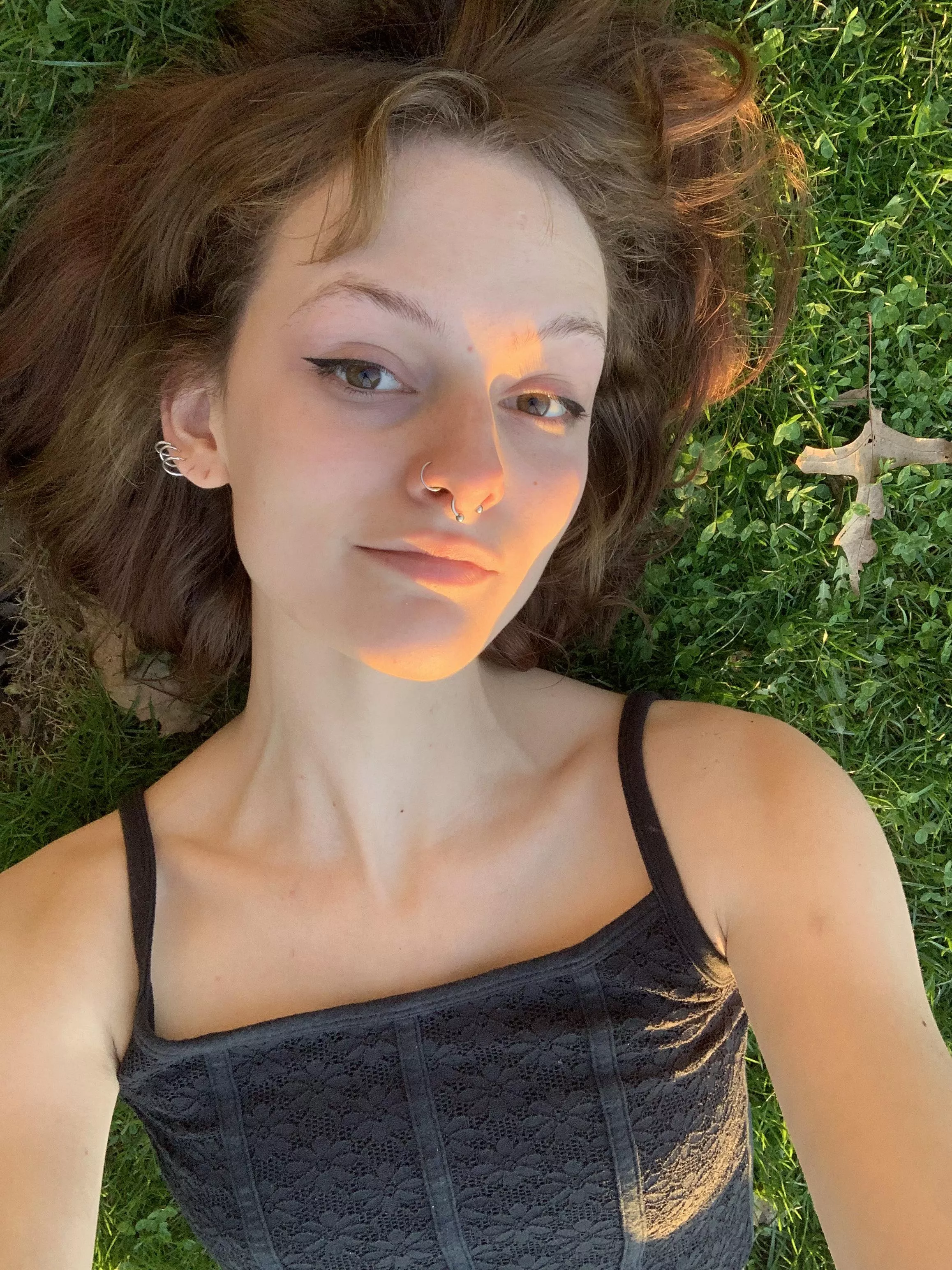 enjoying some sun ! posted by fr0ntb0tt0ms_wh0re