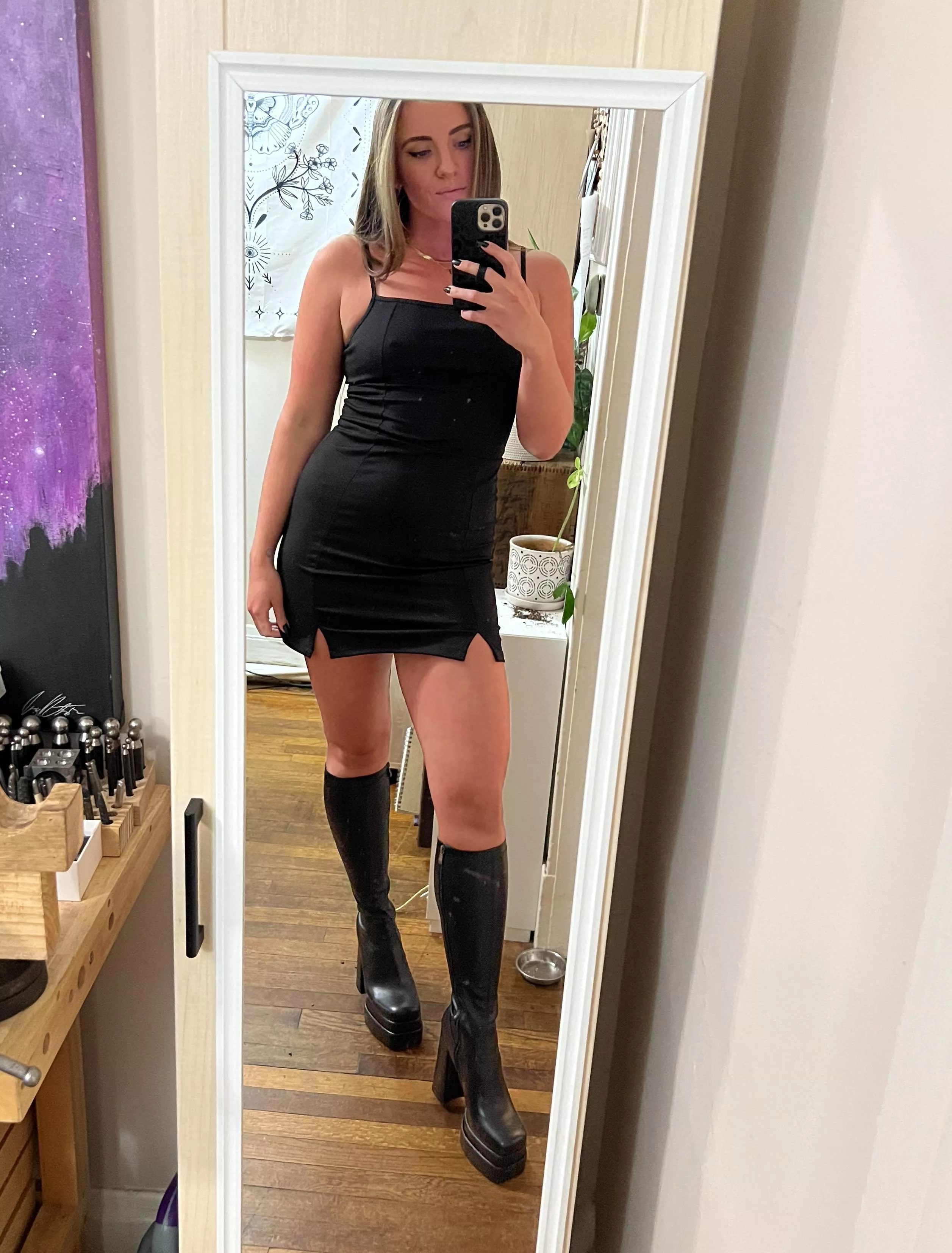 extra tight and extra short 🖤 posted by lisaaalove