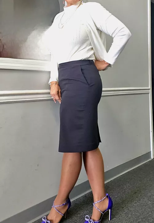 (F54) simply understated but exceptionally sexy by hottbamabelle1