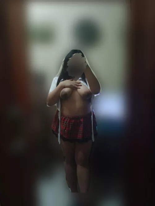 (f)Do u guys like big areolas🥺 by YAMiiKA