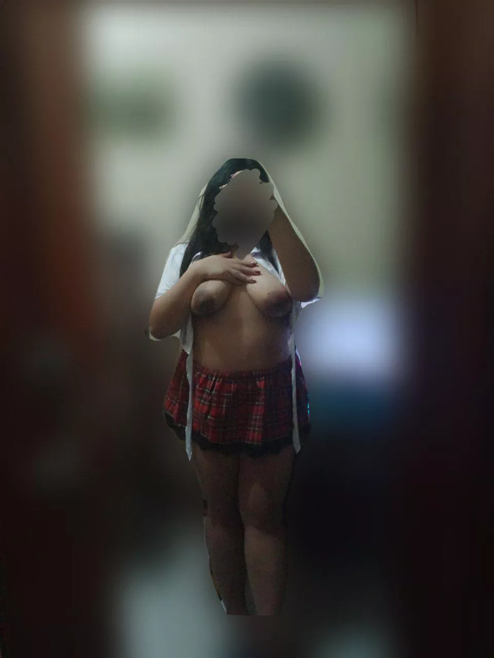 (f)Do u guys like big areolas🥺 posted by YAMiiKA