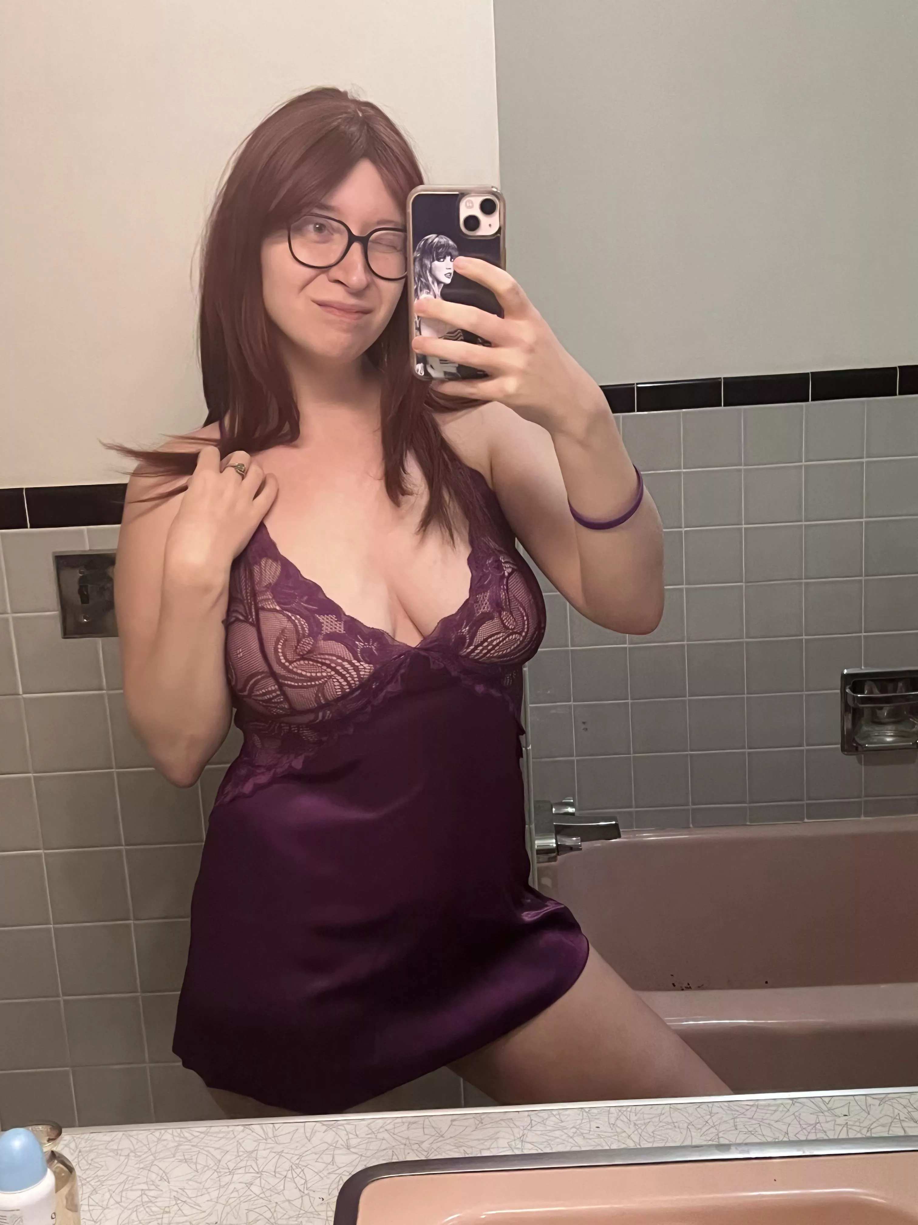 Fuck me back to sleep @r3dhotmommy posted by Key-Lynx5725