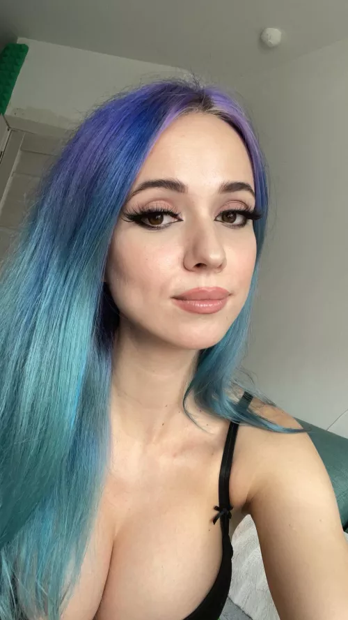 Good morning everyone by CharmingMistress