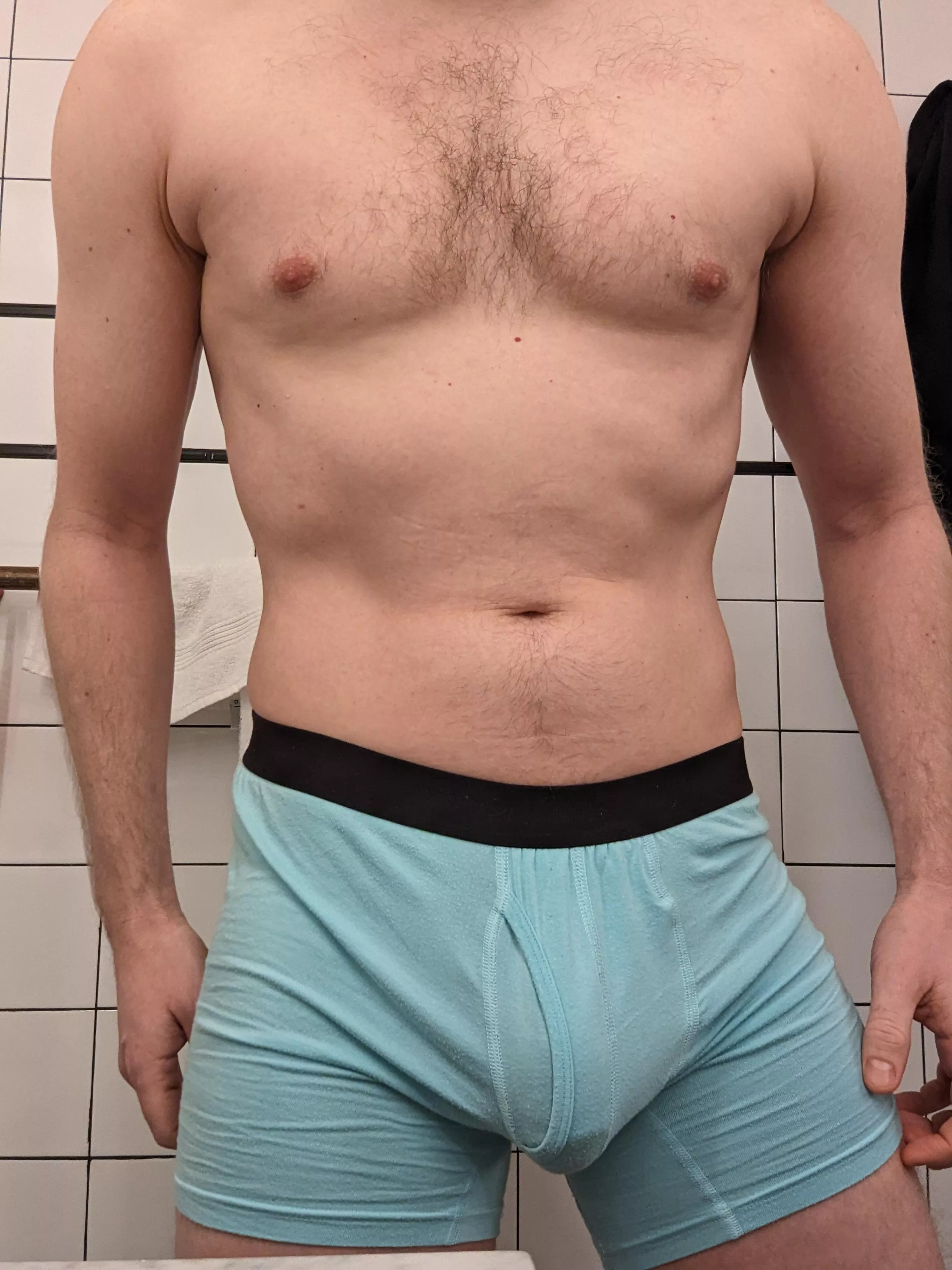 Hanging low today  posted by toothickRok