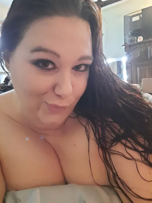 Hello there how are you by Equivalent_Look_2619