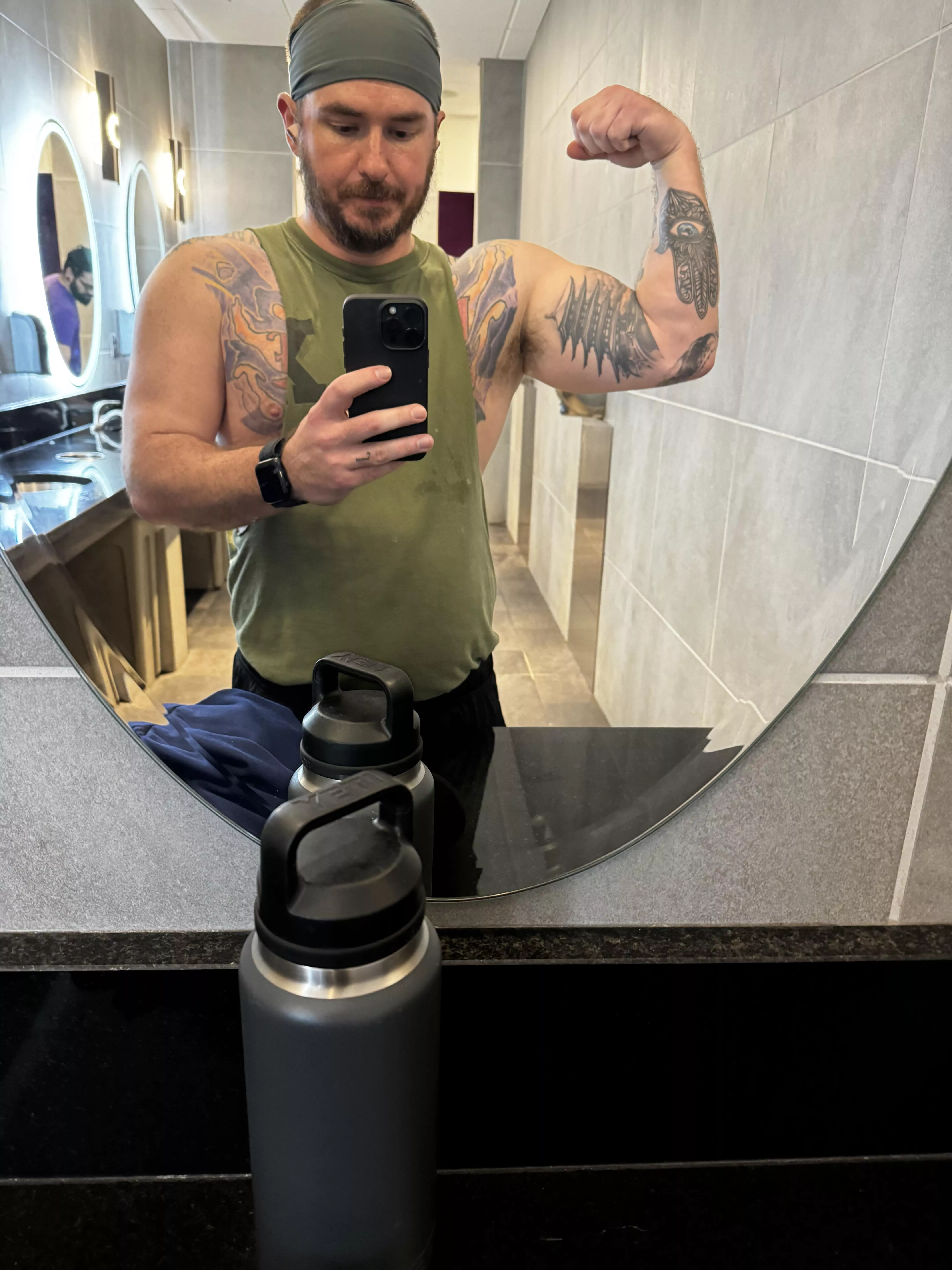 I just want attention posted by Oldandnaked