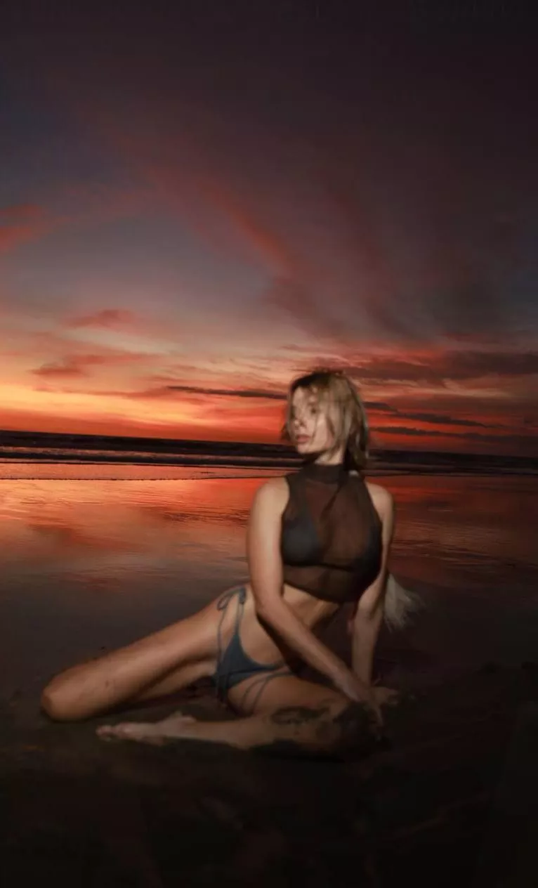 I like to stand there and show my cool ass posted by Apprehensive_Use5225