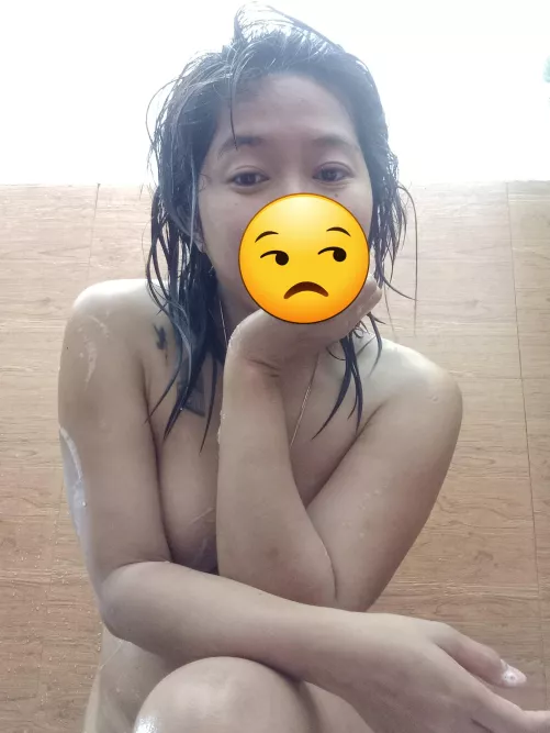 I love my body. (f) 💜🌸 by Plumeria95