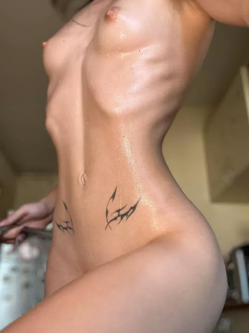 I only date men who like my skinny body by Isla_Lucinda