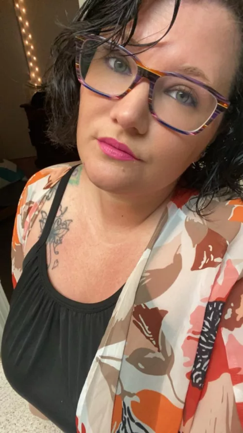 Is pink my color? by kelseemarie89