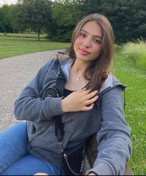 iutr 18 years old 😍😍😍 by bdloi