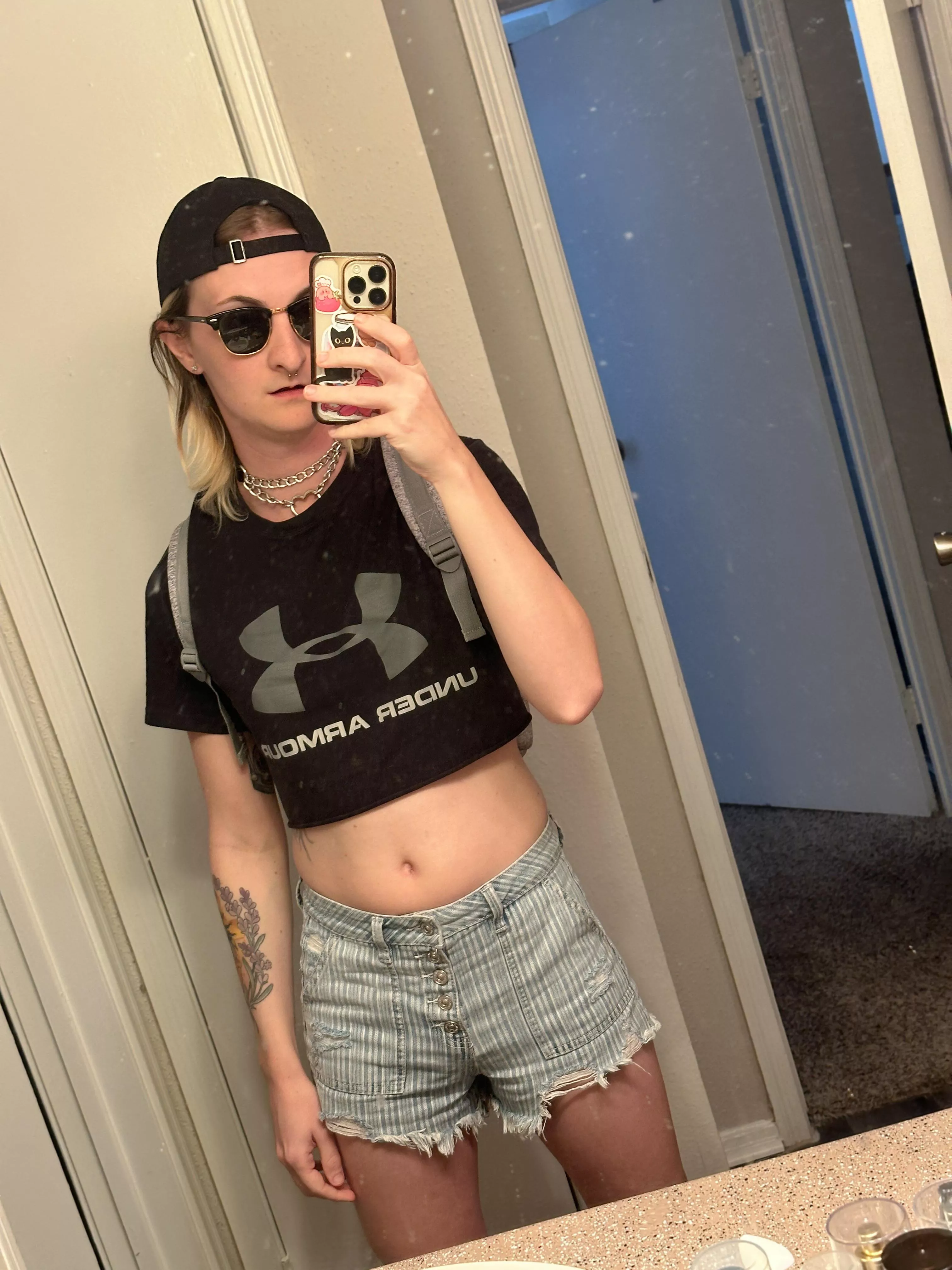 I've gotten to a point in my transition where I look very lesbian and I like boys now more than ever posted by TsDakotaSky