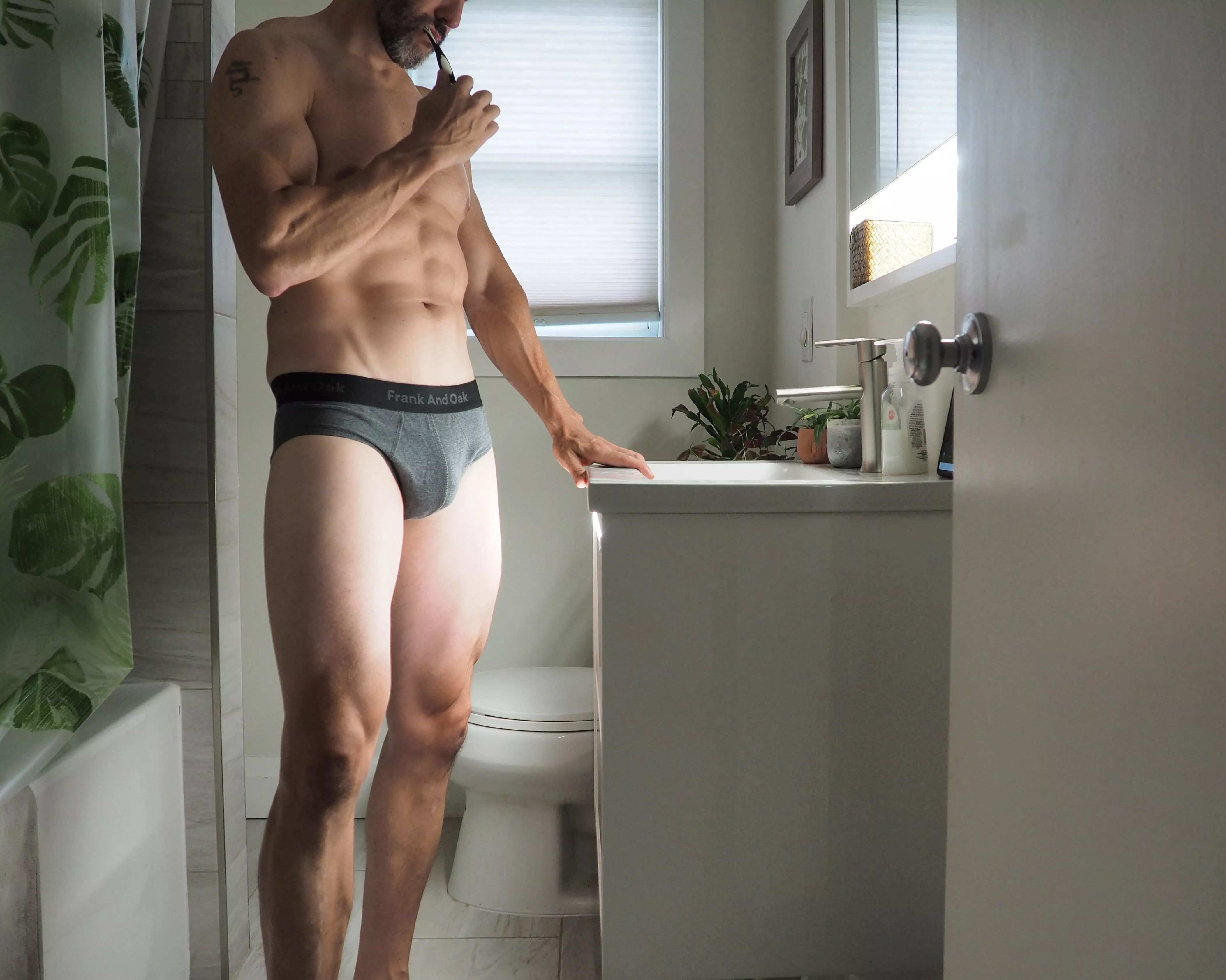 Morning ritual posted by bowsxarrows