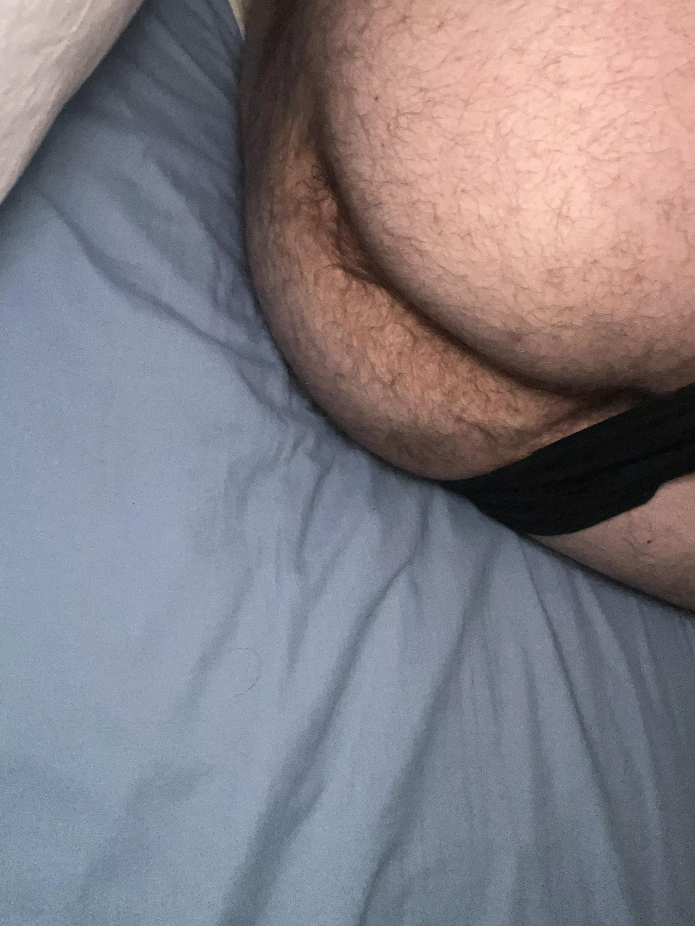 Only peaches peeking in 😌 posted by GoonedAF24