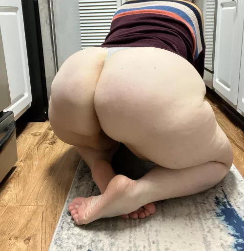 say “hi” if you’d hit 👋 it ;) by meguthick