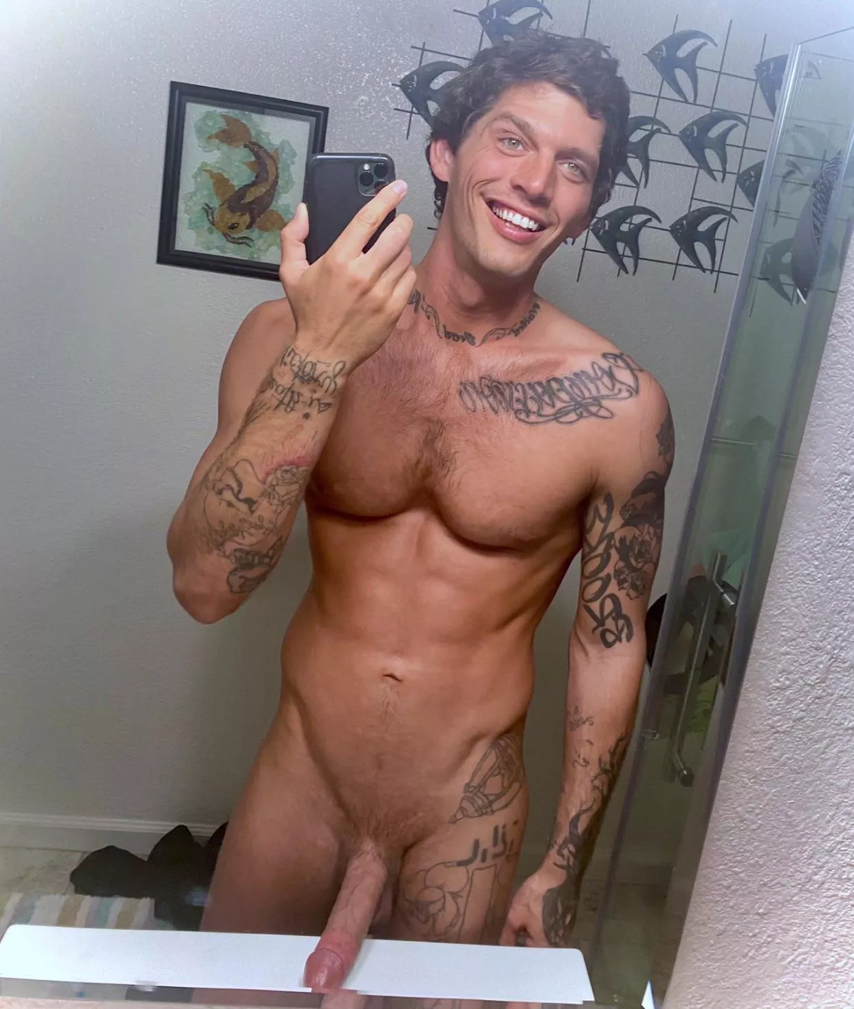 Sending nudes for your Tuesday vibes. 🫠🤪 posted by erosandiris