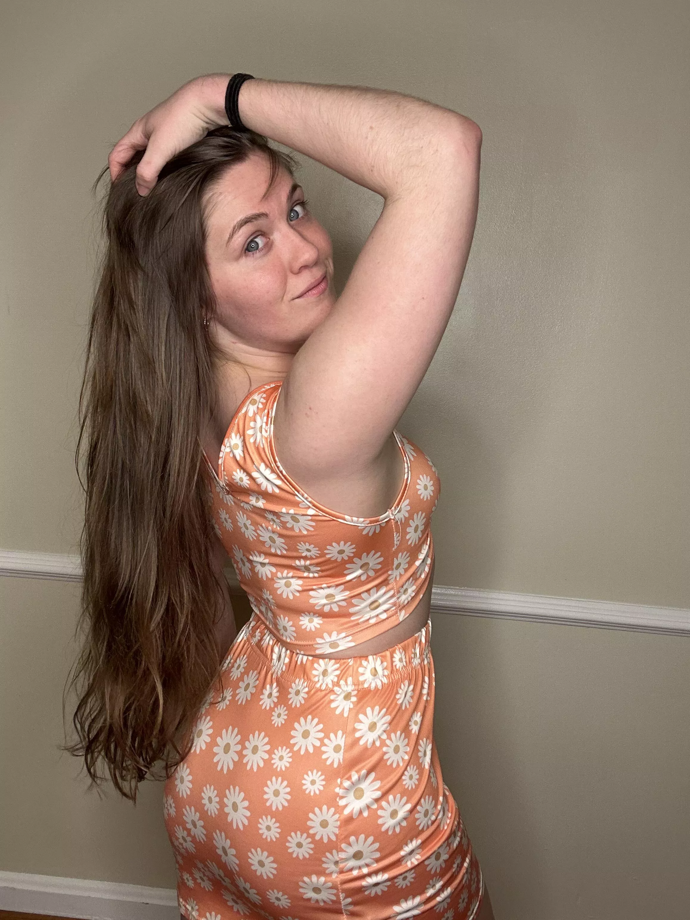 Simple outfit I can’t wait to wear to the beach [f] posted by SorrryCharlie