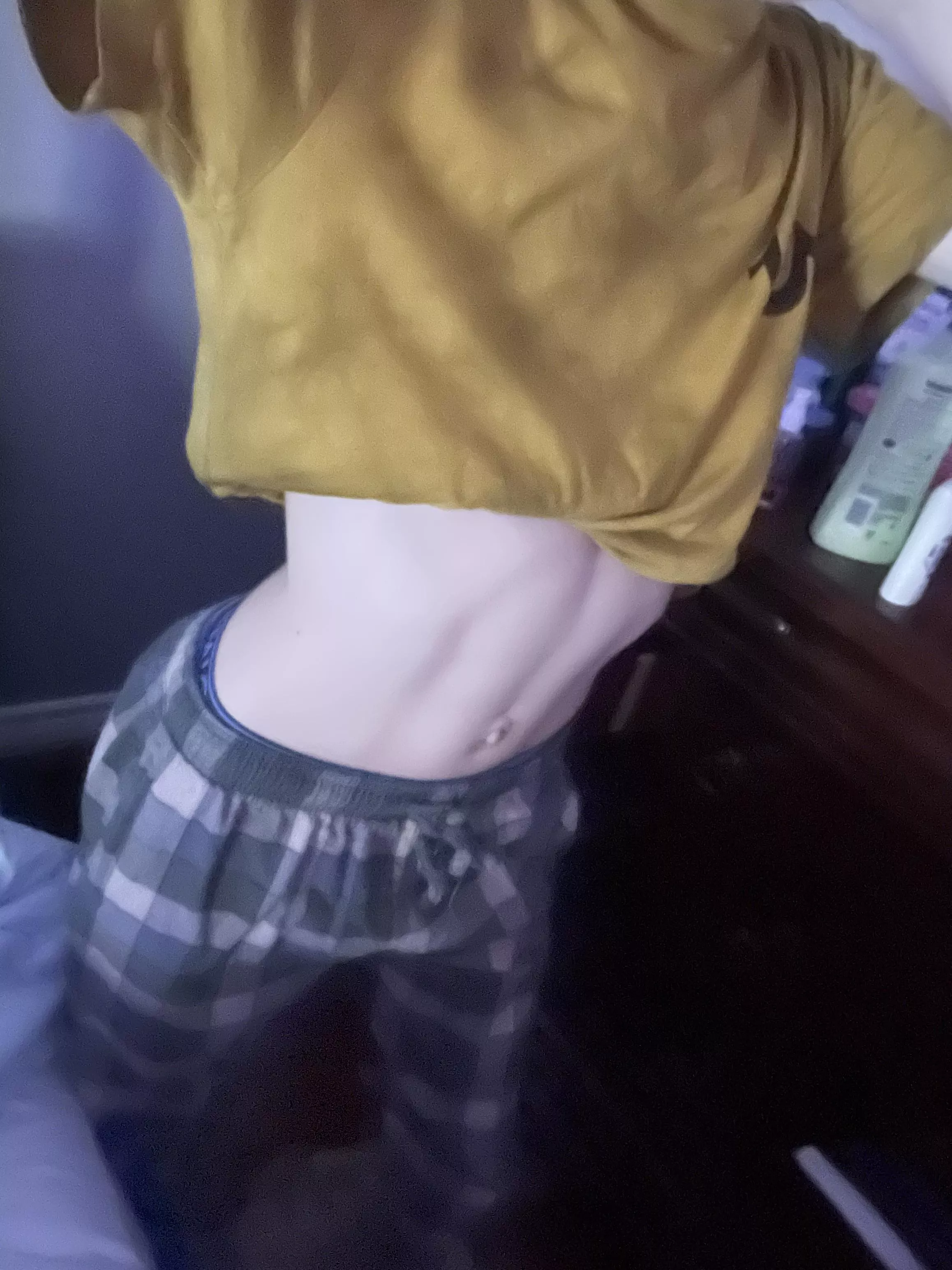 Teehee tummyyy >:3 posted by Slow_Ad_7096