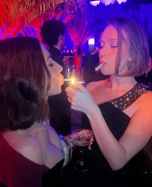 When you’re a couple of badass bitches who don’t care about the Oscars after party rules prohibiting smoking by darkpoetries